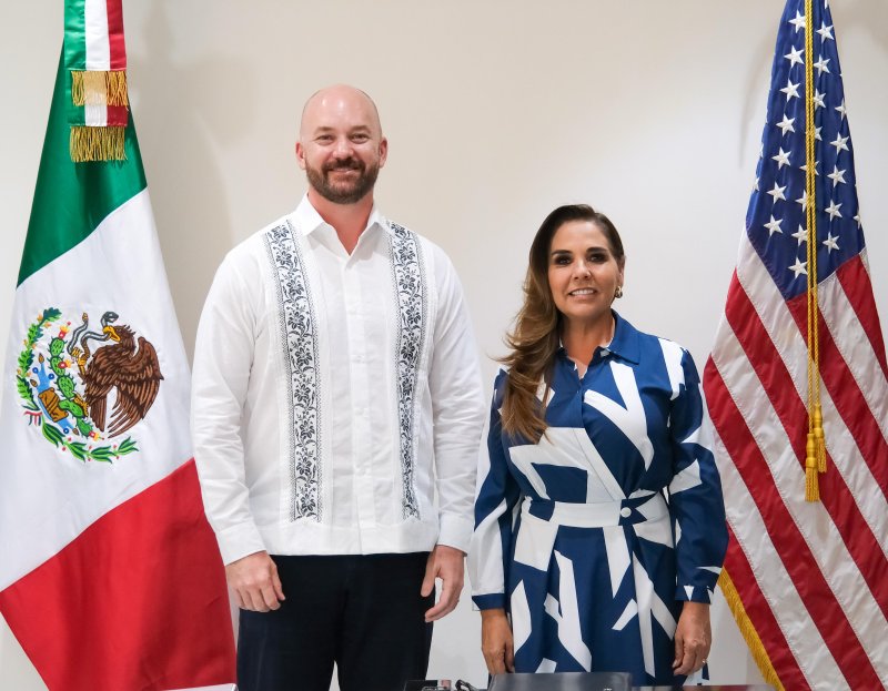 Se reúne Mara Lezama con el Cónsul de EE.UU Justen A. Thomas para fortalecer la inversión y el turismo en Quintana Roo