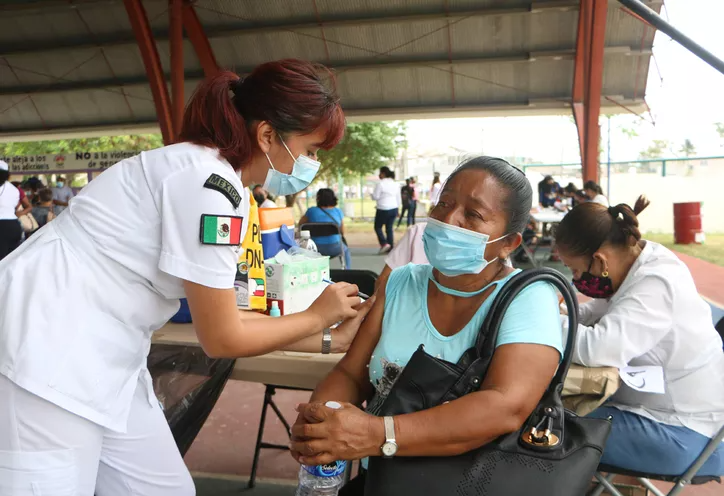 Abren espacios para rezagados durante jornada de refuerzo de 30 a 39 años de edad en Cancún