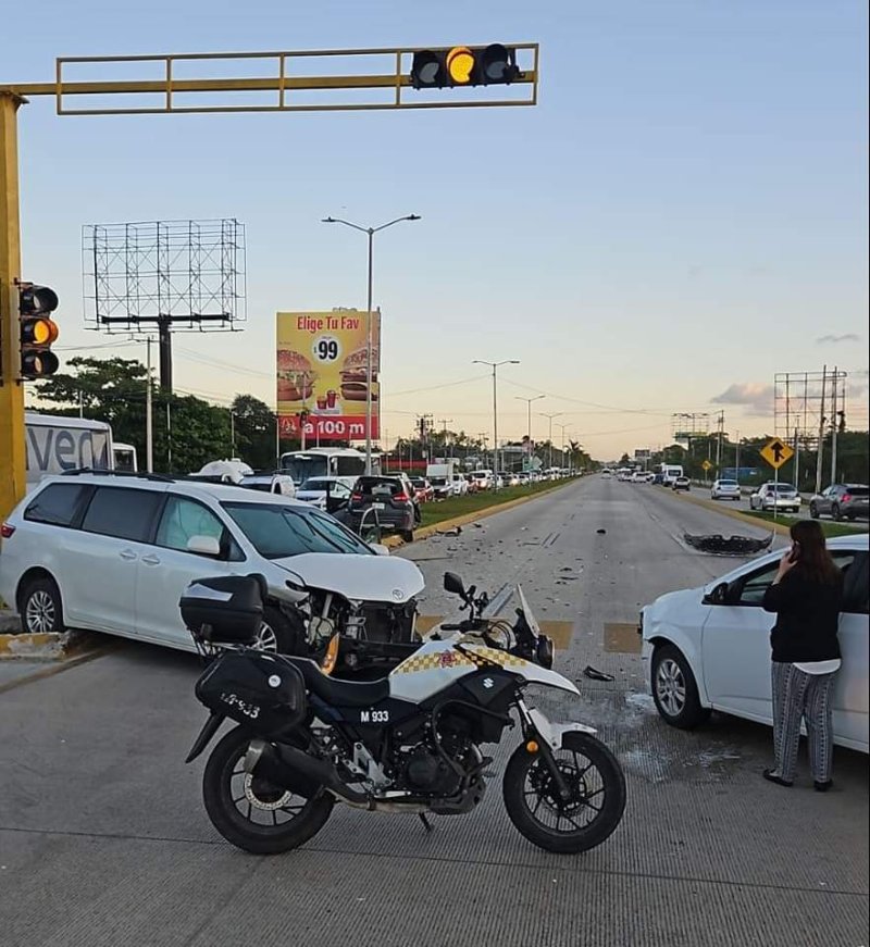 Accidente en el Boulevard Luis Donaldo Colosio.