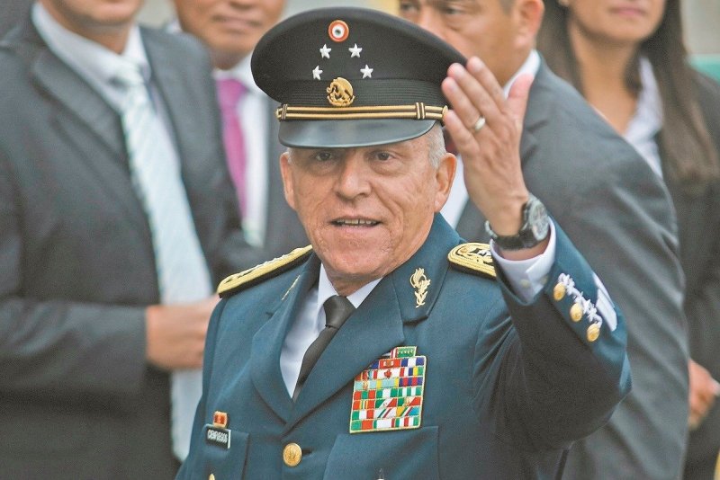 AMLO respalda decisión de FGR para no ejercer acción penal contra Salvador Cienfuegos
