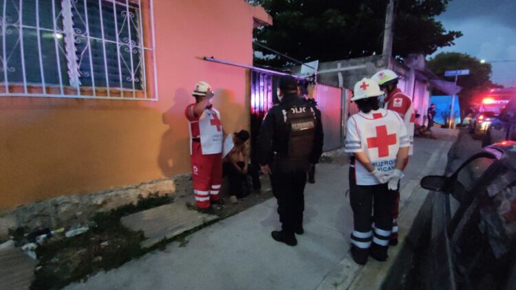 Apuñalan a hombre para evitar asalto de dos sujetos en Playa del Carmen
