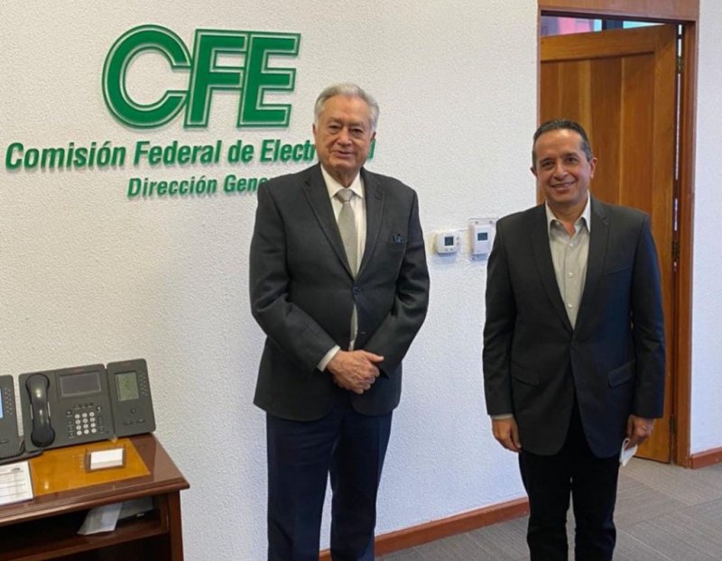 Carlos Joaquín trabaja con la CFE para mejorar el servicio de energía eléctrica en el estado