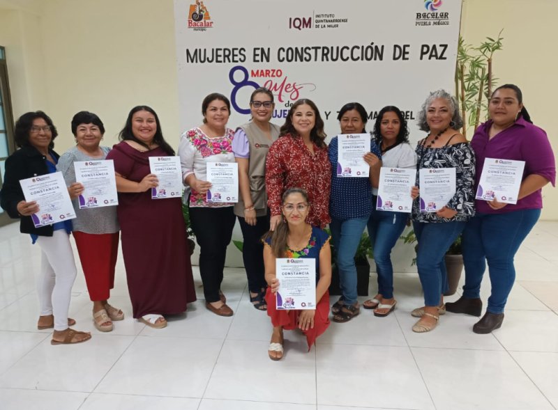 Clausuran Talleres “Mujeres en la Construcción de la Paz”