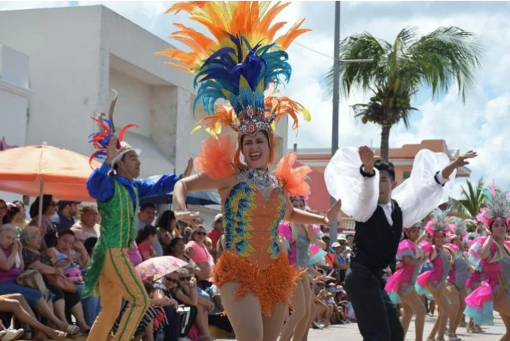 Conoce el programa para el Domingo de Comparsas en Cozumel