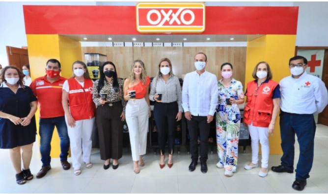 Cruz Roja de Solidaridad recibe donativo económico por parte de OXXO