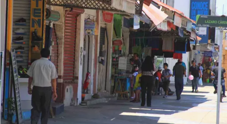 Cuesta de enero afecta a pequeños negocios de Cancún