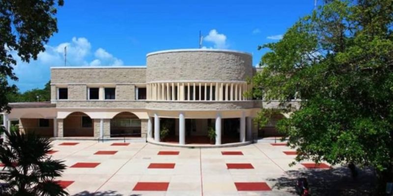 Dotan de autonomía a la Universidad de Quintana Roo