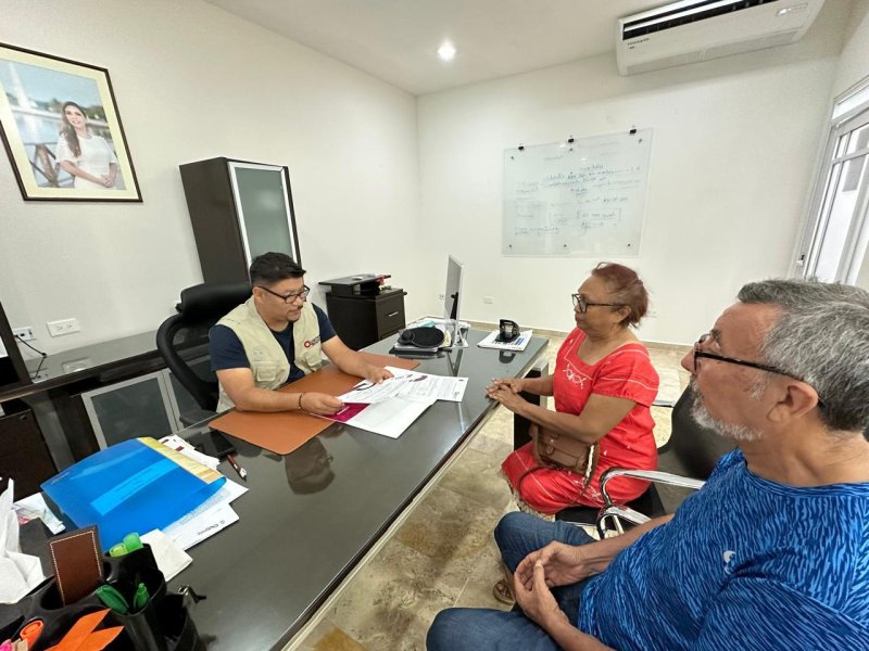 Entrega AGEPRO títulos de propiedad en beneficio de familias de Mahahual y Chetumal