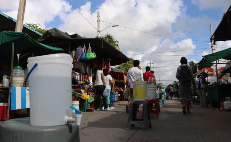 Esperan tianguistas pérdidas con retroceso a color naranja