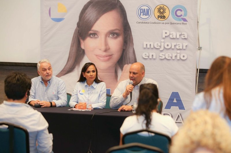 EXHORTAN A LA SOCIEDAD CIVIL A PROMOVER EL VOTO ÚTIL PARA LAURA FERNÁNDEZ