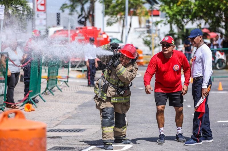 EXITOSO “BOMBEROS CHALLENGE 2023” EN CANCÚN