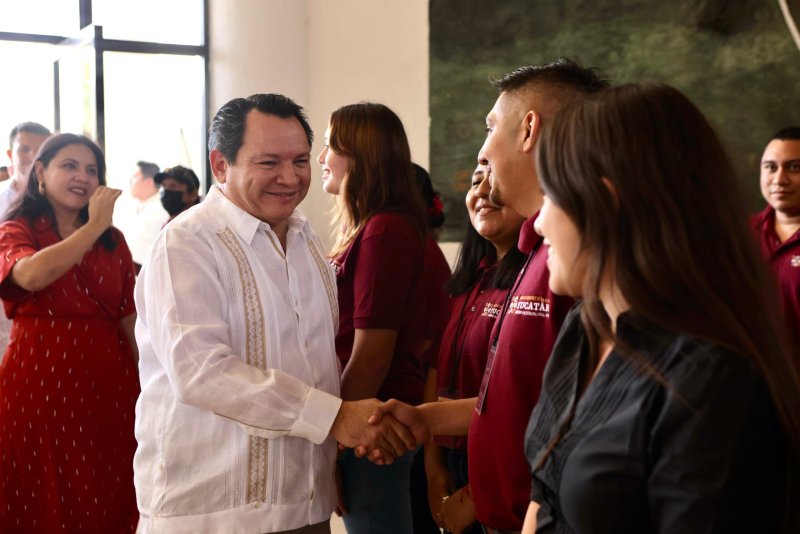 Gobierno y sector privado impulsan capacitación y empleo en Yucatán