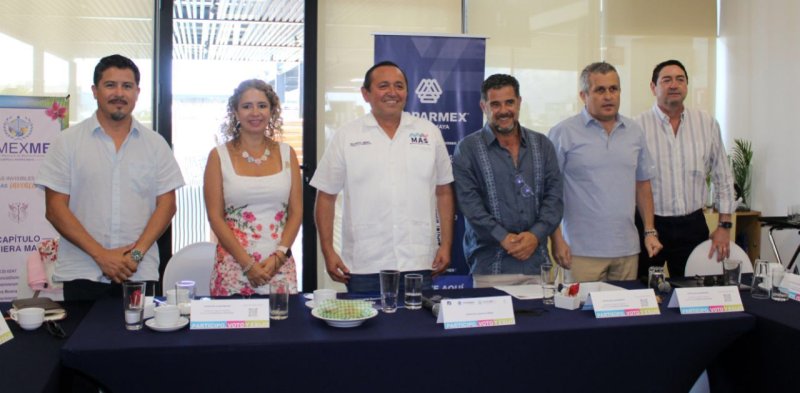Hay que tener valor para romper esquemas dice Nivardo Mena a empresarios