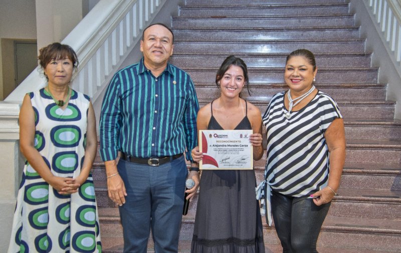Inauguran en el Museo de la Isla exposición pictórica de Alejandra Morales: FPMC