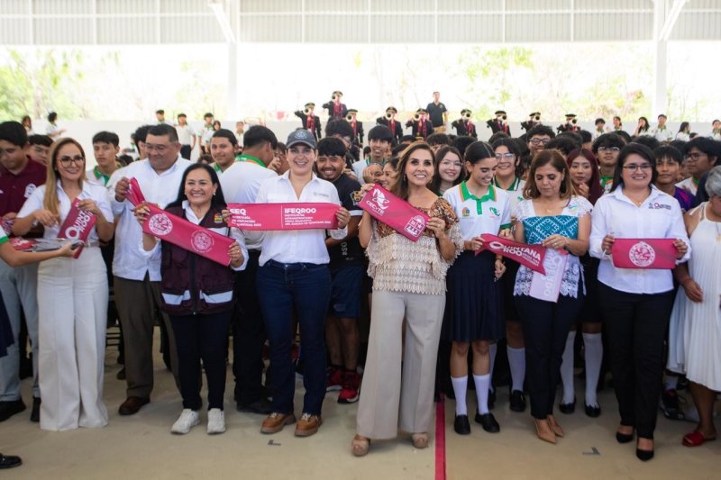 Invertir en educación es invertir en la paz: Estefanía Mercado