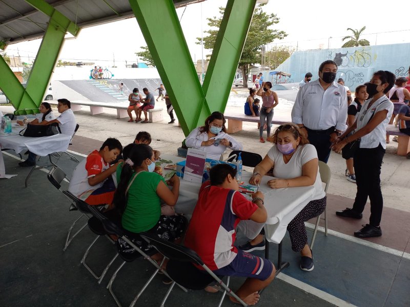 LLEVA GOBIERNO DE BENITO JUÁREZ  “BRIGADA INTEGRAL DE PROSPERIDAD” A COLONIAS DE CANCÚN
