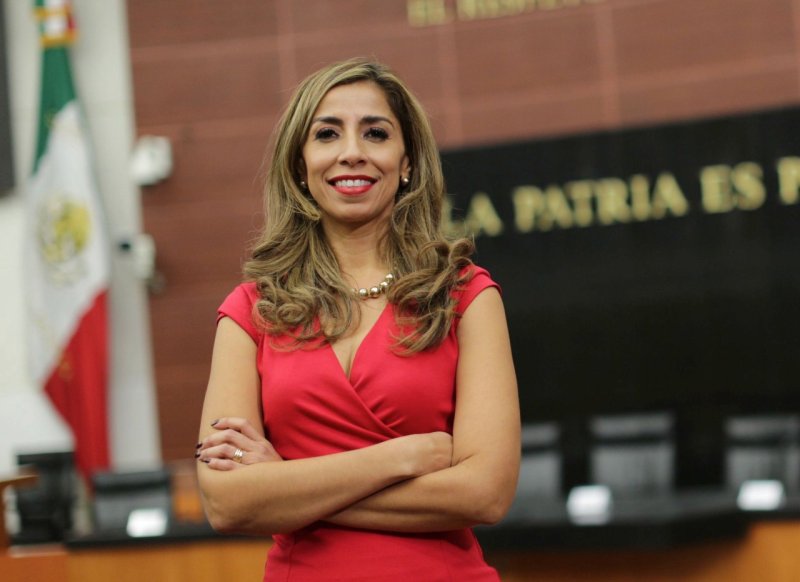MARYBEL INVITA A EMPRESARIOS A APROVECHAR LOS BENEFICIOS DE LA ZONA FRONTERIZA SUR