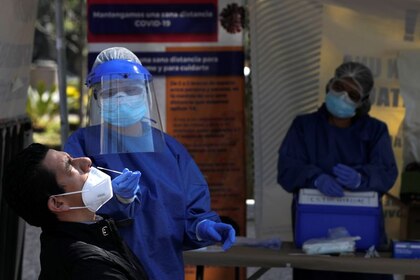México, el cuarto país en superar las 100,000 muertes por coronavirus