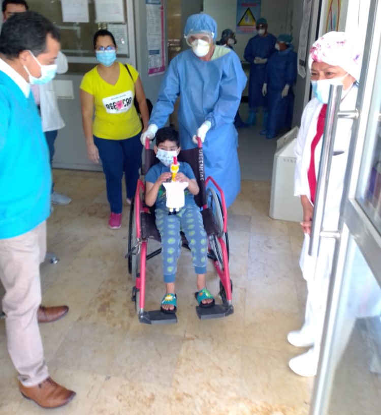 Niño de seis años vence al COVID-19 en clínica del ISSSTE Chetumal