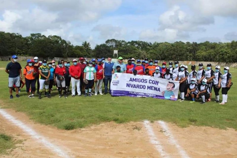 NIVARDO MENA, APOYA EL DEPORTE EN LA ZONA MAYA.