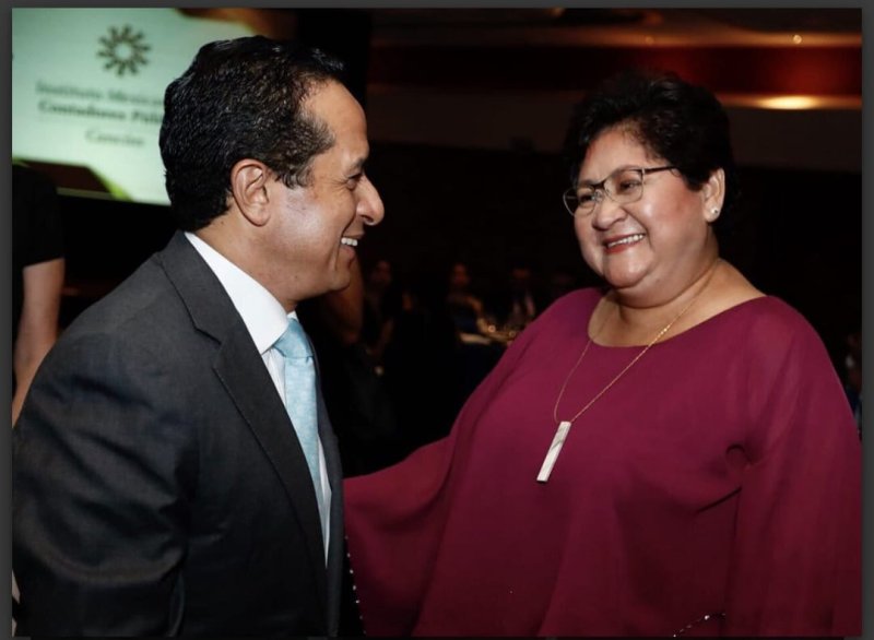 SE QUEJAN TRABAJADORES DEL ICATQR, SEDESO, APIQRO ENTRE OTRAS DEPENDENCIAS DEL GOBIERNO DE QUINTANA ROO.