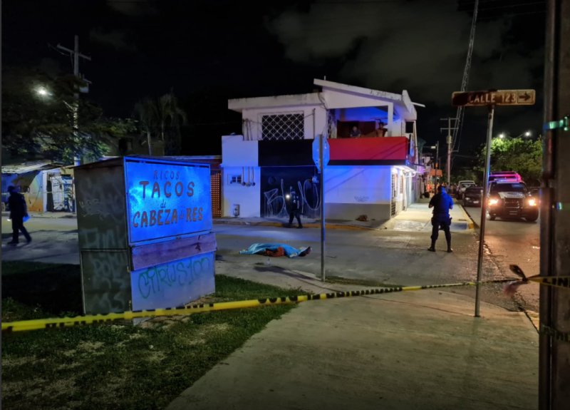 VER CAMPEÓN AL CRUZ AZUL, LO ÚLTIMO EN SU VIDA: Ejecutan en Cancún de un balazo a un hombre con la playera del equipo cementero