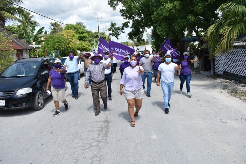 El pasado sábado, la candidata a presidenta municipal de Puerto Morelos, Yazmin Vivas Medina, concluyó su recorrido por la colonia 23 de enero