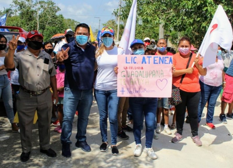 NO PERMITAMOS QUE ESOS FUNCIONARIOS FORÁNEOS SE VUELVAN A QUEDAR CON LOS EMPLEOS QUE LE CORRESPONDEN A LOS ISLEÑOS: ATENEA GÓMEZ RICALDE