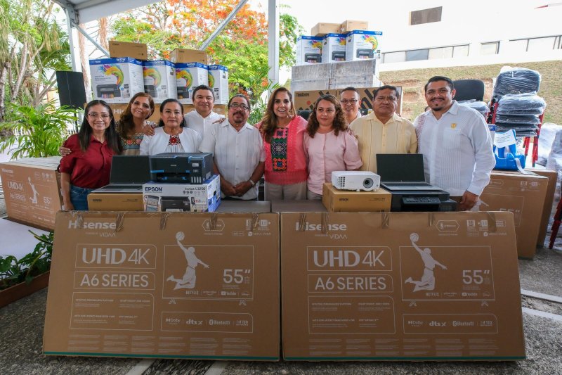 Con inversión histórica de más de 81 mdp, Mara Lezama entrega equipamiento para escuelas que estuvieron en el abandono