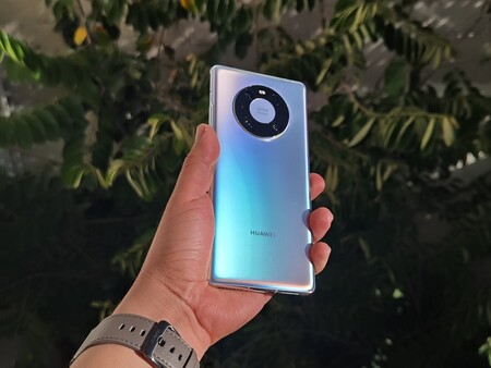 Es oficial: Qualcomm obtiene permiso de Estados Unidos para proveer chips a Huawei, con un “pero”