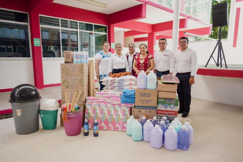 Entrega SEQ material, mobiliario y equipamiento a Centro de Atención Infantil “Socorro de Lourdes Azueta Marzuca”