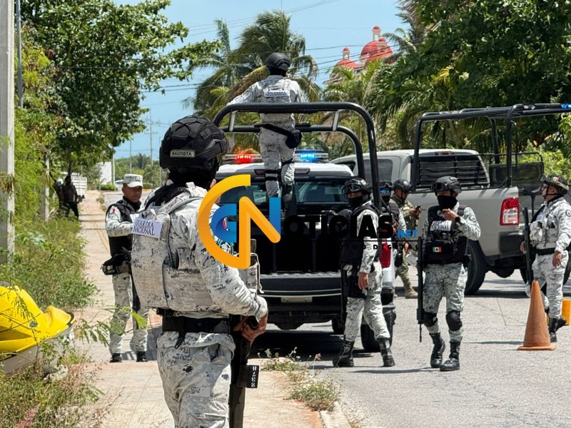 Un cuerpo ensabanado fue encontrado con varios signos de violencia en un área verde de la avenida puerto Juárez