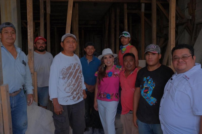 Reconoce Mara Lezama que trabajadores de la construcción alzan la grandeza de Quintana Roo y el país