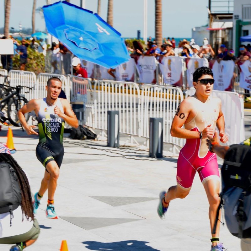 Aseguran su lugar 22 atletas quintanarroenses para competir en la Olimpiada Nacional CONADE 2025 en las disciplinas de Triatlón, Duatlón y Acuatlón