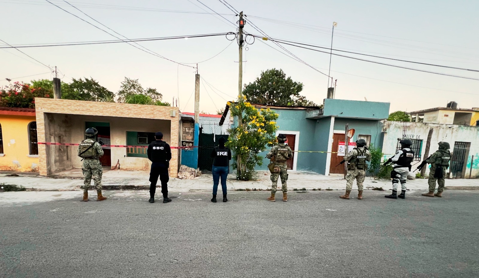FGE de Quintana Roo, Marina, Ejército y Guardia Nacional aseguran drogas en bares de Felipe Carrillo Puerto