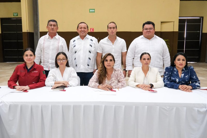 Encabeza Mara Lezama reunión estratégica con los y las presidentas municipales de Quintana Roo