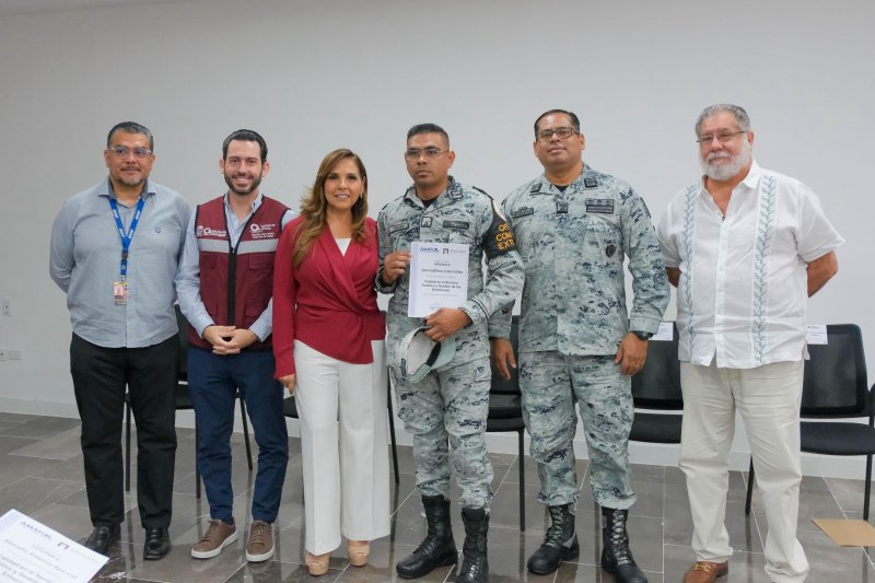 “Cada visitante trae prosperidad, hagamos que su llegada sea inolvidable”: Mara Lezama en clausura de capacitación de agentes aduaneros en Cancún