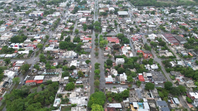 El Instituto Geográfico y Catastral del Estado realiza vuelos con dron para actualizar reportes de afectaciones por lluvias en las colonias de Chetumal