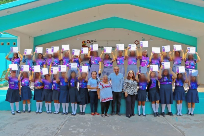 Avanzan las Redes de Mujeres Jóvenes “Faros de Luz” una estrategia del IQM, para prevenir la violencia en las comunidades