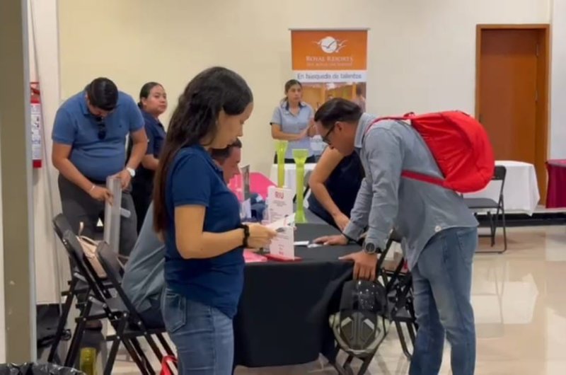Complejos hoteleros en la Riviera Maya buscan cubrir vacantes laborales y facilitan contratación
