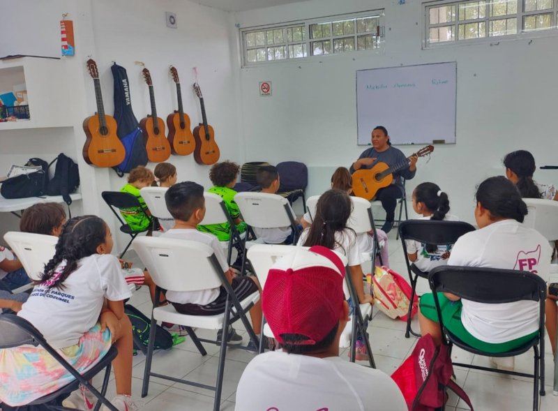 “Jóvenes por la Conservación” participan en talleres gratuitos de la Fundación de Parques y Museos