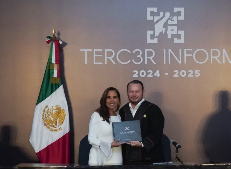 Heyden José Cebada Rivas, presentó su Tercer Informe sobre la Impartición de Justicia ante el Pleno del Tribunal