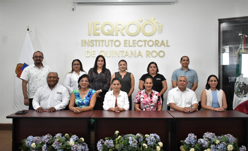 Las y los servidores electorales del IEQROO participaron en la conferencia “Responsabilidad penal de las y los servidores públicos por hechos de corrupción” impartida por la Dra. Rosaura Villanueva Arzápalo. Organizado por el Órgano Interno de Control del instituto.