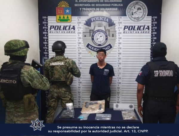 𝗖𝗼𝗻 𝗽𝗶𝘀𝘁𝗼𝗹𝗮 𝘆 𝗱𝗿𝗼𝗴𝗮 𝗱𝗲𝘁𝗶𝗲𝗻𝗲𝗻 𝗮 𝗽𝗿𝗲𝘀𝘂𝗻𝘁𝗼 𝗱𝗲𝗹𝗶𝗻𝗰𝘂𝗲𝗻𝘁𝗲 𝗲𝗻 𝗲𝗹 𝗳𝗿𝗮𝗰𝗰𝗶𝗼𝗻𝗮𝗺𝗶𝗲𝗻𝘁𝗼 𝗩𝗶𝗹𝗹𝗮𝘀 𝗱𝗲𝗹 𝗦𝗼𝗹 𝗲𝗻 𝗣𝗹𝗮𝘆𝗮 𝗱𝗲𝗹 𝗖𝗮𝗿𝗺𝗲𝗻