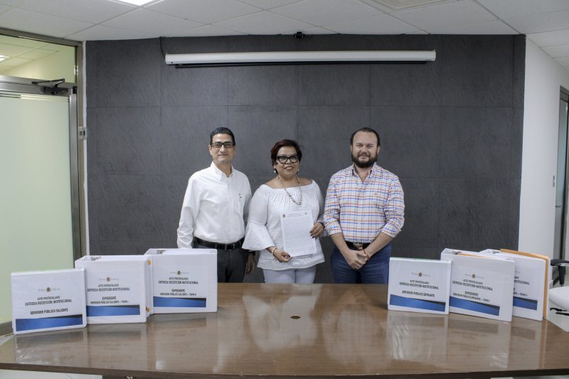 Realizan firma del acta administrativa de entrega recepción de la Presidencia del Poder Judicial del Estado de Quintana Roo