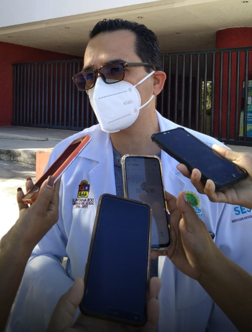 Odontólogos, enfermeras y camilleros del sector privado aún esperan vacuna en Quintana Roo