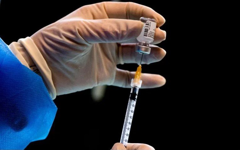 Pfizer reiniciará suministro de vacunas anti COVID-19 a México