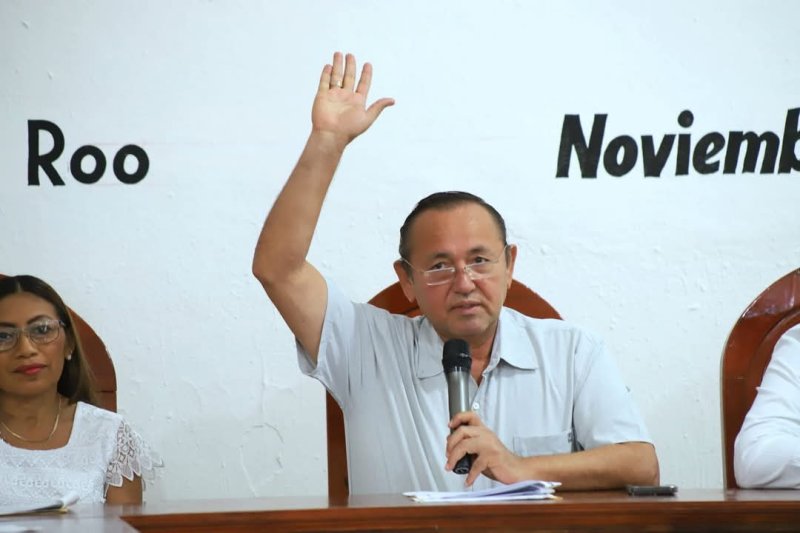 Que el pueblo elija a sus autoridades locales: Nivardo Mena