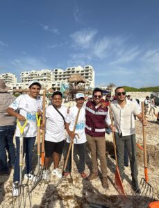 Realizan limpieza simultánea de sargazo en siete municipios de Quintana Roo: SEMA