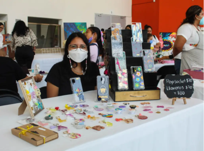 Realizan quinta edición del programa “De mujer a mujer”